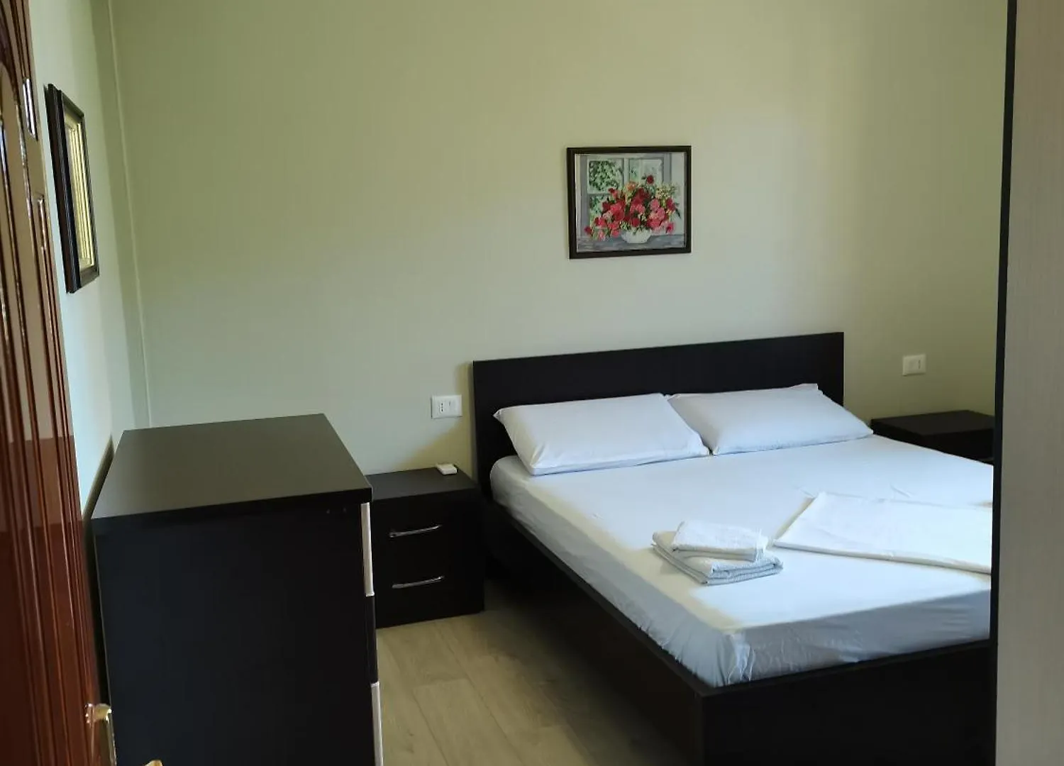 Leatis Apartment ドゥラス 0*,  アルバニア